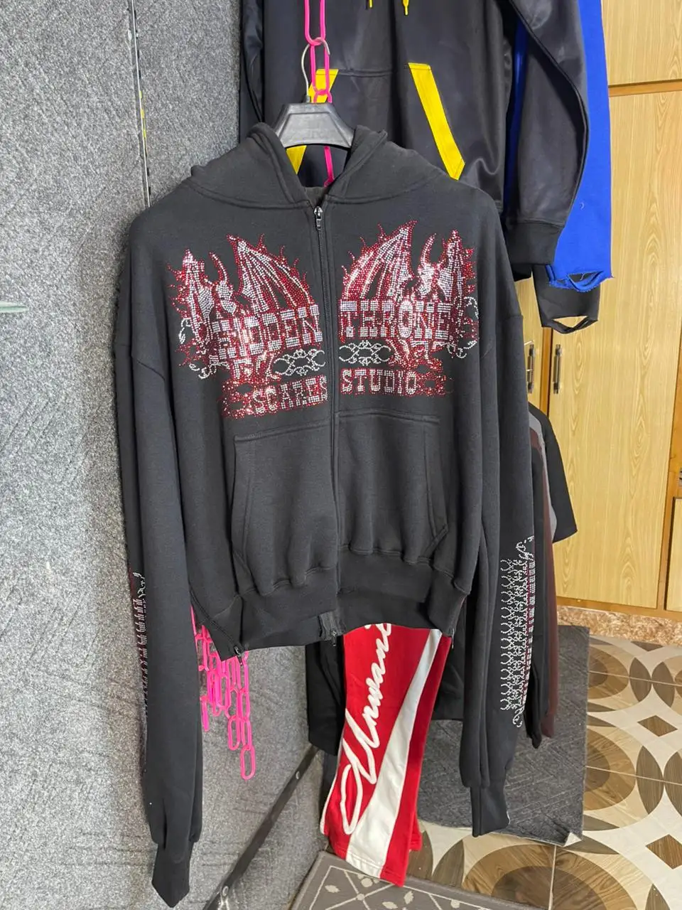 Minimalist essentials collection